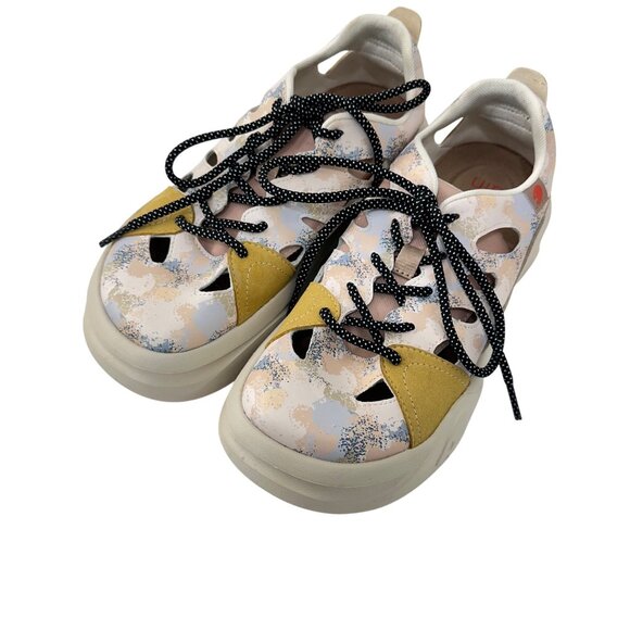 Uin Womens Artistic Sneakers Size 8 Cut-Out Design Comfort Fit Beige Multi-Color - Picture 2 of 16